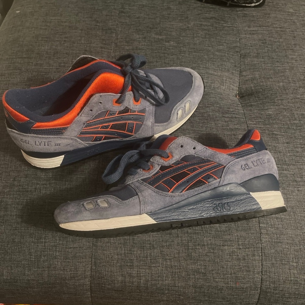 ASICS Gel-lyte 111
Size 8 men’s / 9.5 women’s
